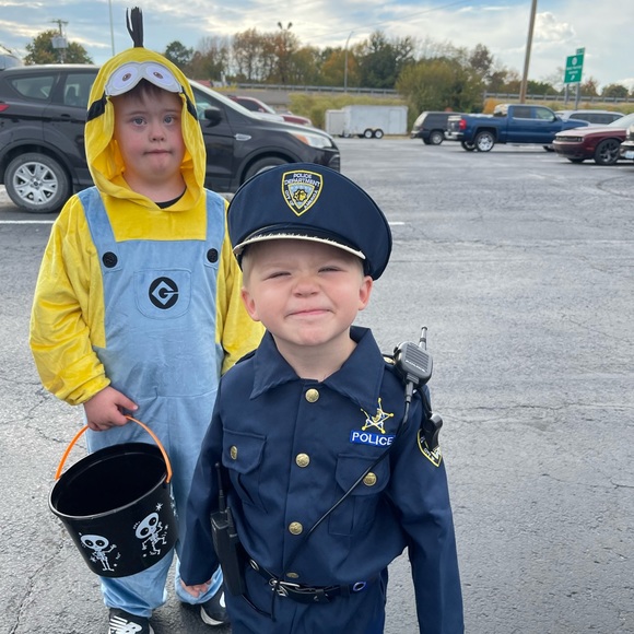 Meet your Posher, Tj - Picture 7 of 15